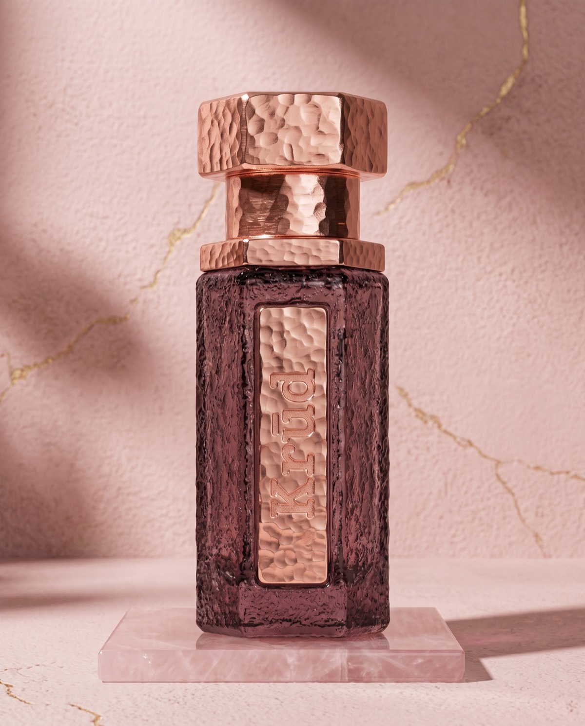 Cuivre — dark plum hammered glass bottle with copper hex cap